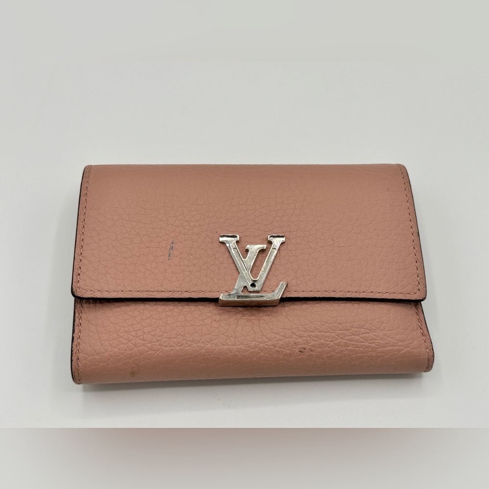 Louis Vuitton Capucines Compact Wallet Magnolia Pink Taurillon Leather LV - Picture 6 of 12